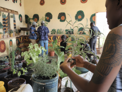 Could a peer-led conservation lab in accra become an exportable model without commodifying ritual knowledge?